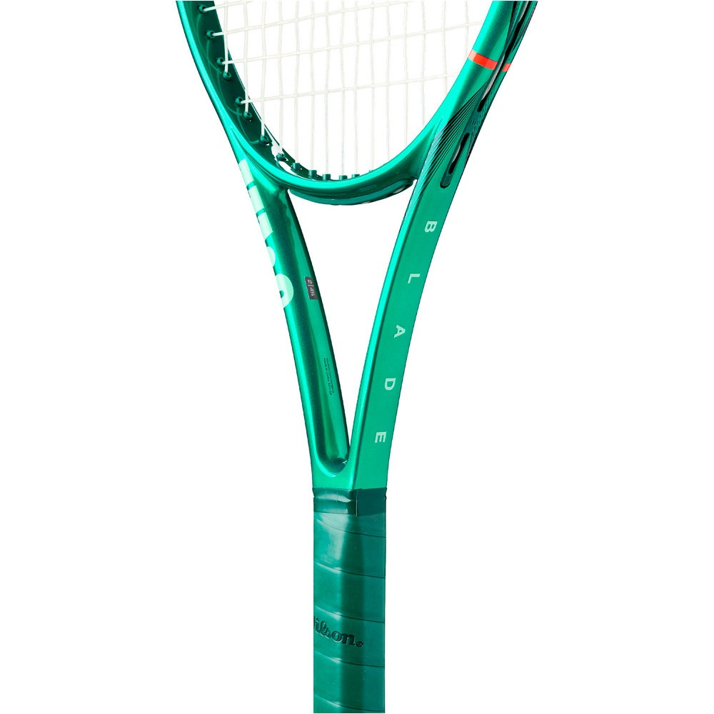 Raqueta Wilson Blade 104 v.10 - Imagen 2